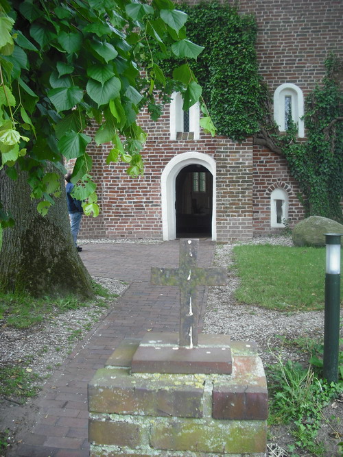 Die lteste Kirche Ostfrieslands. Johanniter-Kirche in Bokelesch.