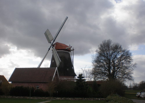 Windm�hle, Galerieholl�nder in Burlage, Ostfriesland, Norddeutschland. 