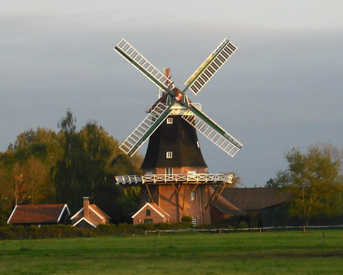 Windmühle Rhaude, Gemeinde Rhauderfehn, Ostfriesland.
