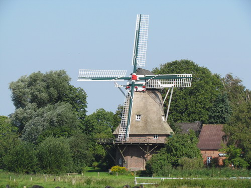 Windm�hle am Ortsrand von Sengwarden